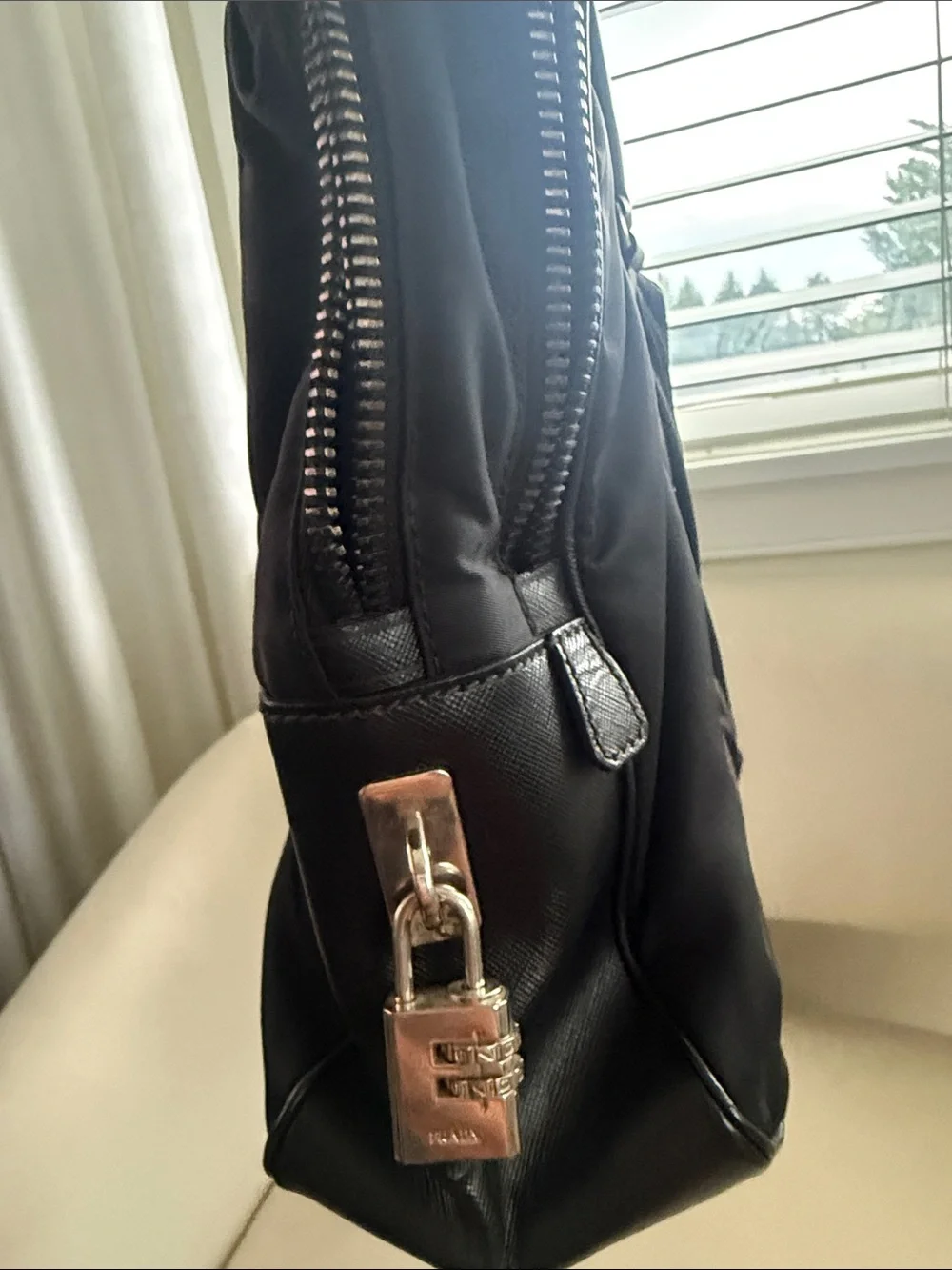 Prada elegant duffel